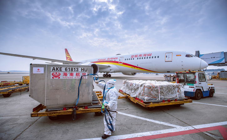 东方航空机场货运